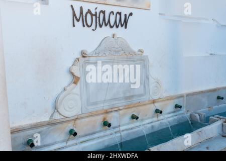 Mojacar öffentlicher Brunnen in der Stadt Mojacar in Spanien Stockfoto