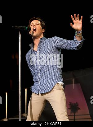 Zachary Porter & The Scene im Konzert mit Allstar Weekend im Bethel Woods Center for the Arts, New York Stockfoto