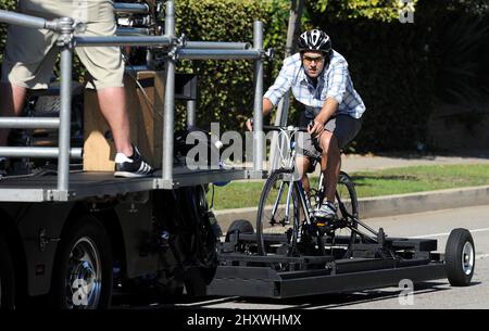 Paul Rudd filmt eine Fahrradszene für „This is Forty“, Kalifornien Stockfoto