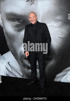 Tom Hardy nimmt an der Premiere von „Warrior“ in den Arclight Cinemas in Hollywood Teil. Los Angeles, 6. September 2011. Stockfoto