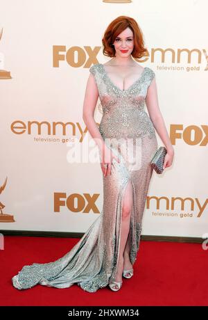 Christina Hendricks nimmt an den jährlichen Primetime Emmy Awards 63. im Nokia Theater L.A. in Los Angeles, Kalifornien, USA Teil. Stockfoto