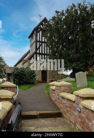 St. James Church in Kington Village, Worcestershire, England. Stockfoto