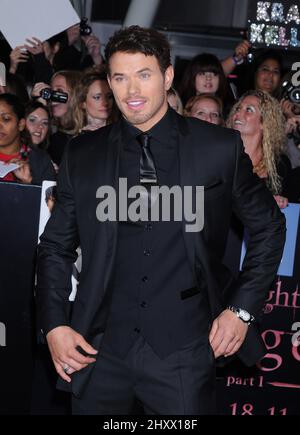 Kellan Lutz bei der Premiere von 'The Twilight Saga: Breaking Dawn - Part 1' in Los Angeles, USA. Stockfoto