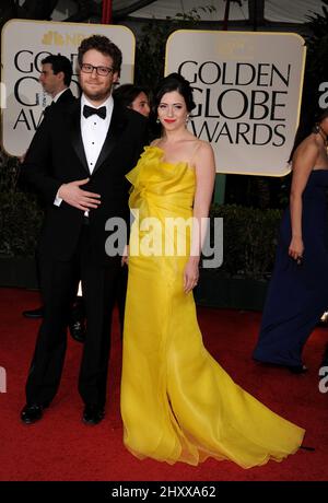 Seth Rogen und Lauren Miller bei der jährlichen Verleihung der Golden Globe Awards 69., die am 15. Januar 2011 im Beverly Hilton Hotel in Los Angeles, CA, stattfand. Stockfoto