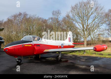 York.Yorkshire.Vereinigtes Königreich.Februar 16. 2022.Ein Trainingsflugzeug des Typs Hunting Percival Jet Provost T4 XP640 ist im Yorkshire Air Museum zu sehen Stockfoto