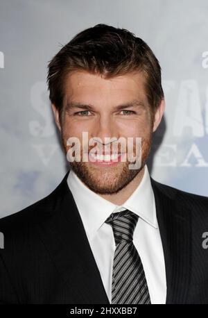 Liam McIntyre kommt zur Premiere von „Spartacus Vengeance“ im ArcLight in Los Angeles, USA. Stockfoto