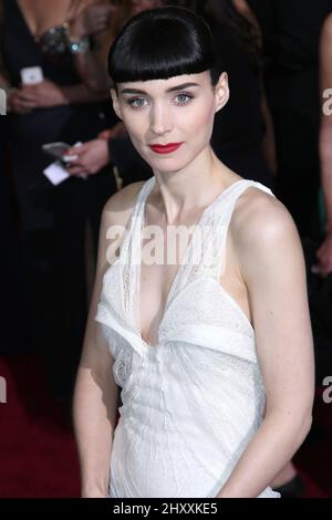 Rooney Mara nimmt an den Annual Academy Awards 84. Teil, die im Hollywood & Highland Center Theatre (ehemals Kodak Theatre) in Los Angeles, USA, verliehen werden. Stockfoto