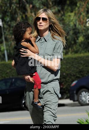 Heidi Klum und Tochter Lou Sulola Samuel werden in Los Angeles, Kalifornien, gesehen Stockfoto