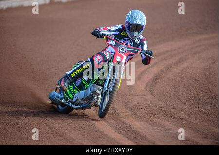 MANCHESTER, GROSSBRITANNIEN. MÄR 14. Jye Etheridge in Aktion während des Belle Vue Speedway Media Day am Montag, 14.. März 2022, im National Speedway Stadium, Manchester. (Kredit: Ian Charles | MI News) Kredit: MI News & Sport /Alamy Live News Stockfoto