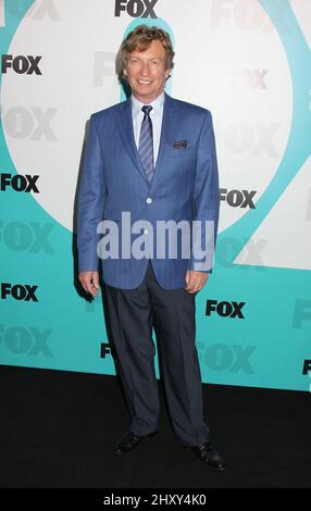 Nigel Lythgoe nimmt an der FOX 2012-Vorpreentation Teil, die auf der Wollman Rink im Central Park gehalten wird. Stockfoto