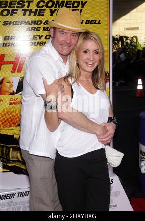 David & Leigh Koechner nehmen an der „Hit and Run“-Premiere in Los Angeles, Kalifornien, Teil. Stockfoto