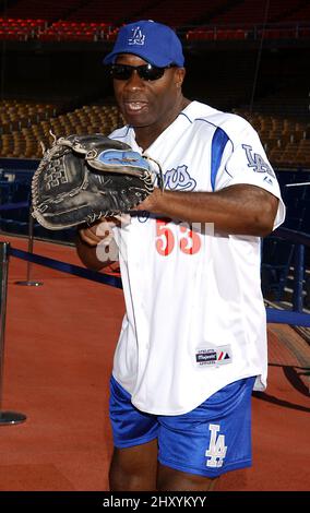 Michael Clarke Duncan nimmt am „Annual Hollywood Stars Game 46.“ im Dodger Stadium Teil. Stockfoto