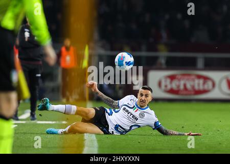 Turin, Italien. 13. März 2022. Matias Vecino vom FC Internazionale in Aktion während des Fußballspiels der Serie A 2021/22 zwischen dem FC Turin und dem FC Internazionale im Olimpico Grande Torino Stadium, Turin.(Endstand; Turin FC 1 - 1 FC Internazionale) Credit: SOPA Images Limited/Alamy Live News Stockfoto