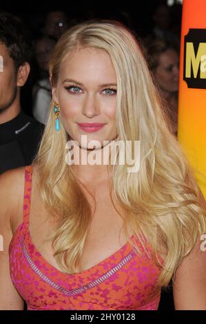 Leven Rambin 'Chasing Mavericks' - Los Angeles Premiere im The Grove, Los Angeles, Kalifornien, am 18. Oktober 2012. Stockfoto