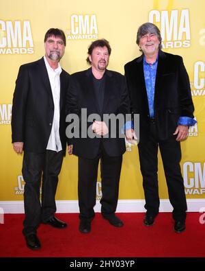 Teddy Gentry, Jeff Cook, Randy Owen, Alabama, Teilnahme am Pressesaal bei den Annual Country Music Awards 46. in Nashville, Tennessee. Stockfoto