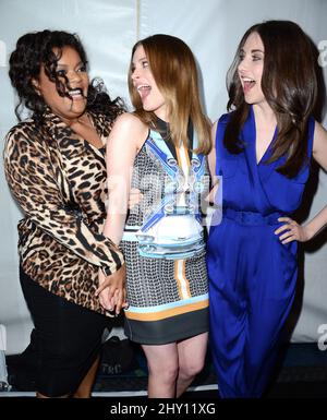 Yvette Nicole Brown, Gillian Jacobs, Alison Brie bei einer Fotoannahme für „Community“ beim Paleyfest in Beverly Hills, Kalifornien. Stockfoto