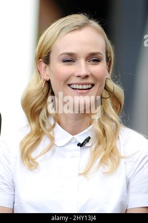 Diane Kruger tritt in der US-Fernsehsendung „Extra“ in Los Angeles, Kalifornien, auf. Stockfoto