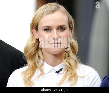 Diane Kruger tritt in der US-Fernsehsendung „Extra“ in Los Angeles, Kalifornien, auf. Stockfoto