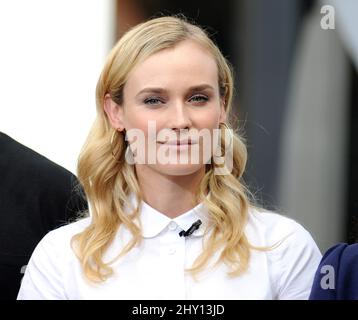 Diane Kruger tritt in der US-Fernsehsendung „Extra“ in Los Angeles, Kalifornien, auf. Stockfoto