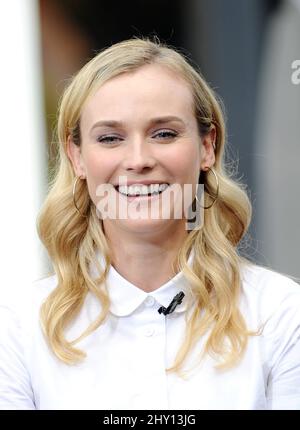 Diane Kruger tritt in der US-Fernsehsendung „Extra“ in Los Angeles, Kalifornien, auf. Stockfoto