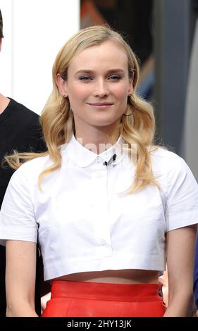 Diane Kruger tritt in der US-Fernsehsendung „Extra“ in Los Angeles, Kalifornien, auf. Stockfoto