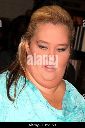 June Shannon erscheint bei einer Buchveranstaltung „How to Honey Boo Boo: The Complete Guide“ im Barnes & Noble Citigroup Center, New York Stockfoto