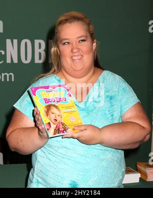 June Shannon erscheint bei einer Buchveranstaltung „How to Honey Boo Boo: The Complete Guide“ im Barnes & Noble Citigroup Center, New York Stockfoto