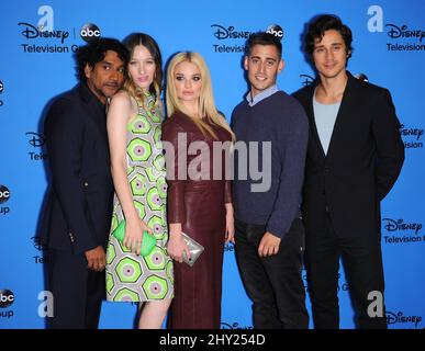 Naveen Andrews, Sophie Lowe, Emma Rigby, Michael Socha und Peter G nehmen an der ABC Summer TCA Press Tour Teil, die am 4. August 2013 im Beverly Hilton Hotel, Beverly Hills, Kalifornien, stattfand. Stockfoto