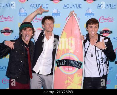 Emblem3 nimmt an den Teen Choice Awards 2013 Teil, die am 11.. August 2013 im Gibson Amphitheatre, Los Angeles, verliehen wurden. Stockfoto