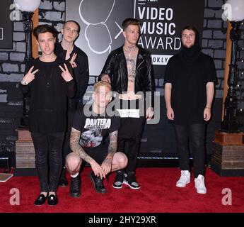 The Neighborhood Teilnahme an den MTV Video Music Awards 2013 im Barclay Center, Brooklyn, New York. Stockfoto