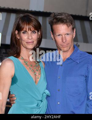 Alexandra Paul und Ian Murray nehmen an der Weltpremiere von „Riddick“ im Westwood Village Theater in Los Angeles Teil. Stockfoto