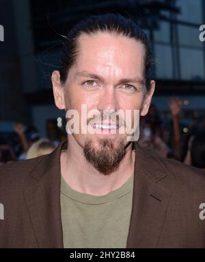 Steve Howey nimmt an der Premiere der Saison 6 im Dolby Theater, Los Angeles, Teil. Stockfoto