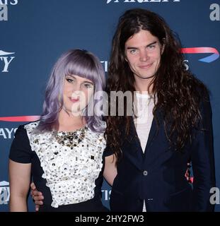 Kelly Osbourne, Matthew Mosshart bei der Ankunft zur British Airways New A380 Double-Decker Plane Launch Party im Sunset Plaza Private Residence, Los Angeles. Stockfoto