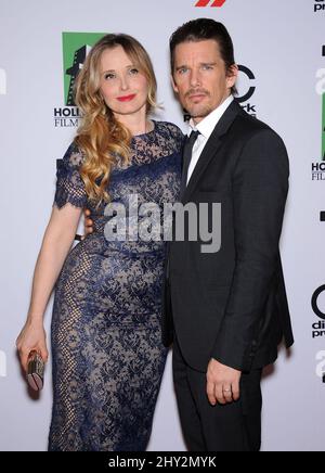 Ethan Hawke & Julie Delpy bei den Hollywood Film Awards 2013 in Beverly Hills, Kalifornien. Stockfoto