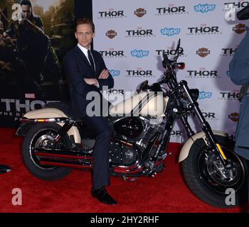 Tom Hiddleston bei der Premiere von „Thor: The Dark World“ in Los Angeles Stockfoto