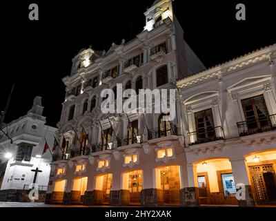 Hotel Plaza Grande Quito. Blick von der Calle Chile, Quito, Ecuador Stockfoto