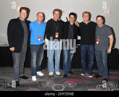 Sean Kanan, Ron Thomas, Martin Kove, Ralph Macchio, William Zabk bei der Hollywood Show im Loews Hollywood Hotel in Los Angeles, Kalifornien. Stockfoto