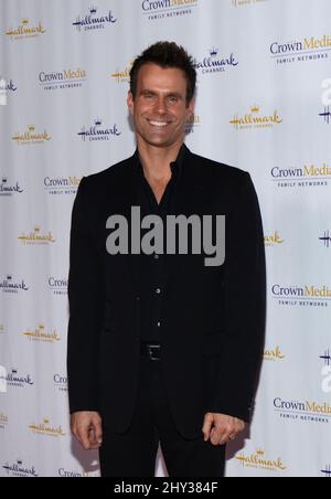 Cameron Mathison nimmt an der Gala zur Pressekonferenz der Hallmark Channel und des Hallmark Movie Channel Winter 2014 der TV Critics Association Teil, die in der Huntington Library and Gardens in Los Angeles, USA, abgehalten wird. Stockfoto