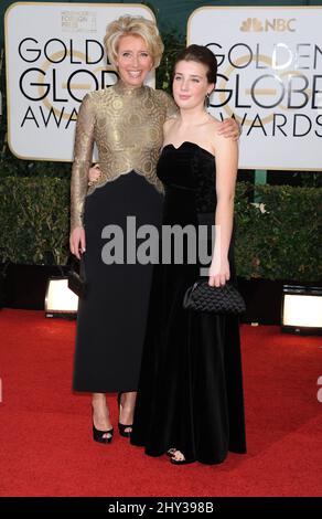 Emma Thompson und Gaia Romilly Wise nehmen an den jährlichen Golden Globe Awards 71. Teil, die am 12. Januar 2014 im Beverly Hilton Hotel verliehen werden. Stockfoto