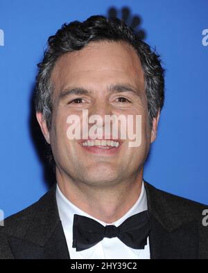 Mark Ruffalo posiert im Pressenzimmer bei den jährlichen Golden Globe Awards 71. im Beverly Hilton Hotel am Sonntag, den 12. Januar 2014, in Beverly Hills, Kalifornien. Stockfoto