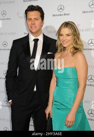 Ali Larter & Hayes MacArthur bei der jährlichen HEAVEN Gala 7. der Art of Elysium im Skirball Center, LA Stockfoto