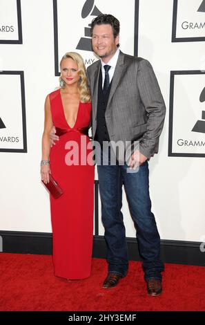 Blake Shelton, Miranda Lambert, kommt am 26. Januar 2014 bei den jährlichen Grammy Awards 56. im Staples Center in Los Angeles an. Stockfoto