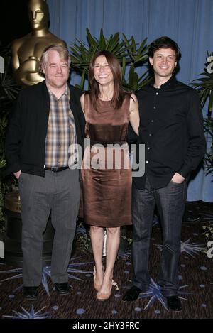 13. Februar 2006 Beverly Hills,Ca. Philip Seymour Hoffman, Catherine Keener & Bennett Miller 78. Annual Academy Awards nominierten das Mittagessen im Beverly Hilton Hotel Stockfoto