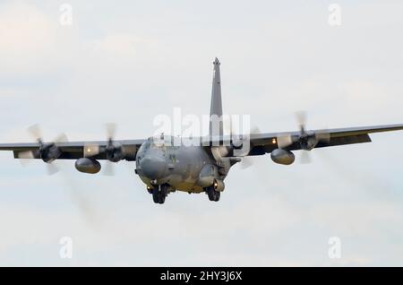 USAF Lockheed MC-130H Hercules, Combat Talon II, Spezialflugzeug. MC-130 Missionen sind Infiltration, Exfiltration und Wiederversorgung von Spezialkräften Stockfoto