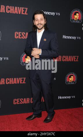 Diego Luna bei der Premiere von „Cesar Chavez“ in Los Angeles Stockfoto