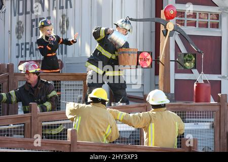 Dolly Parton startet den FireChaser Express am Wilderness Pass in Dollywood Stockfoto