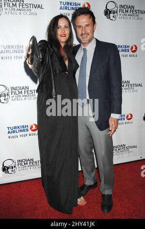 David Arquette und Christina McLarty während der Eröffnungsnacht des Indian Film Festival of Los Angeles, der Premiere von „SOLD“ im ArcLight Cinemas Hollywood. Stockfoto