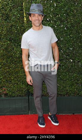 George Kotsiopoulos nimmt an der John Varvatos 11. Annual Stuart House Benefit in Hollywood, Kalifornien, Teil. Stockfoto