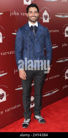 Tyler Hoechlin nimmt an der John Varvatos 11. Annual Stuart House Benefit in Hollywood, Kalifornien, Teil. Stockfoto