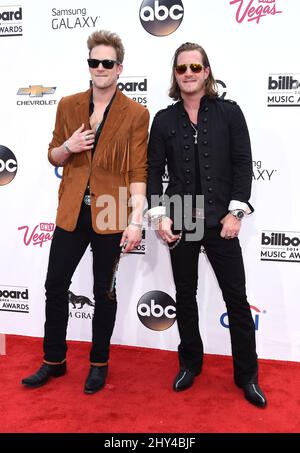 Die Florida Georgia Line kommt am Sonntag, den 18. Mai 2014, bei den Billboard Music Awards in der MGM Grand Garden Arena in Las Vegas an. Stockfoto